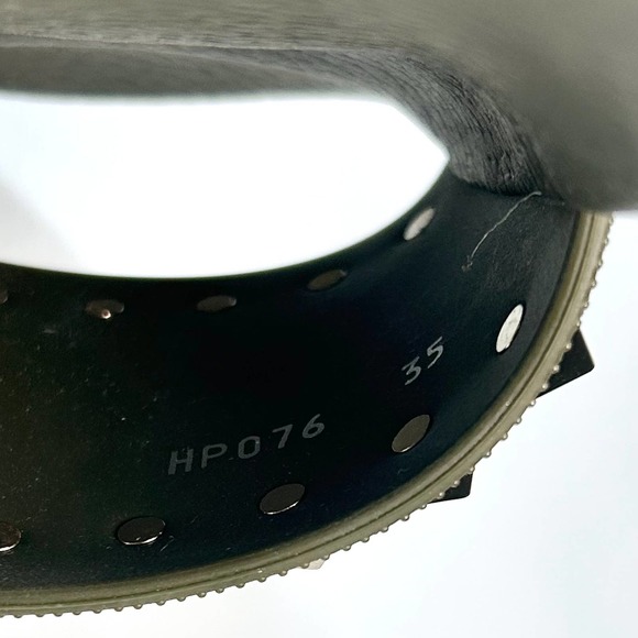 Valentino Garavani Rockstud Rubber Slide - Picture 8 of 8